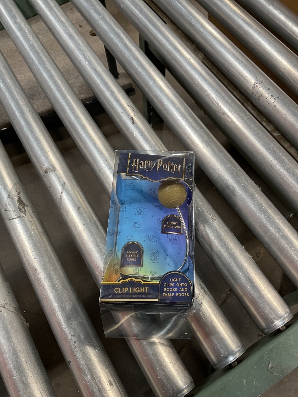Photo 1 of ***MISSING WING*** Paladone Golden Snitch Lumi Clip | Convenient Harry Potter Themed Reading Light | Dual Powered by Batteries or USB, Gold