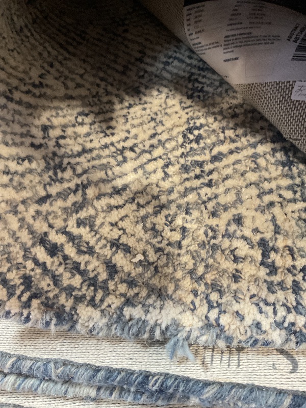 Photo 1 of *** USED, DIRTY FROM TRANSPORT ***SAFAVIEH Area Rug 9x12 - Abstract Collection - Large - Ivory & Navy, Handmade Wool, Ideal for Living Room, Bedroom, Dining Space (ABT340N)