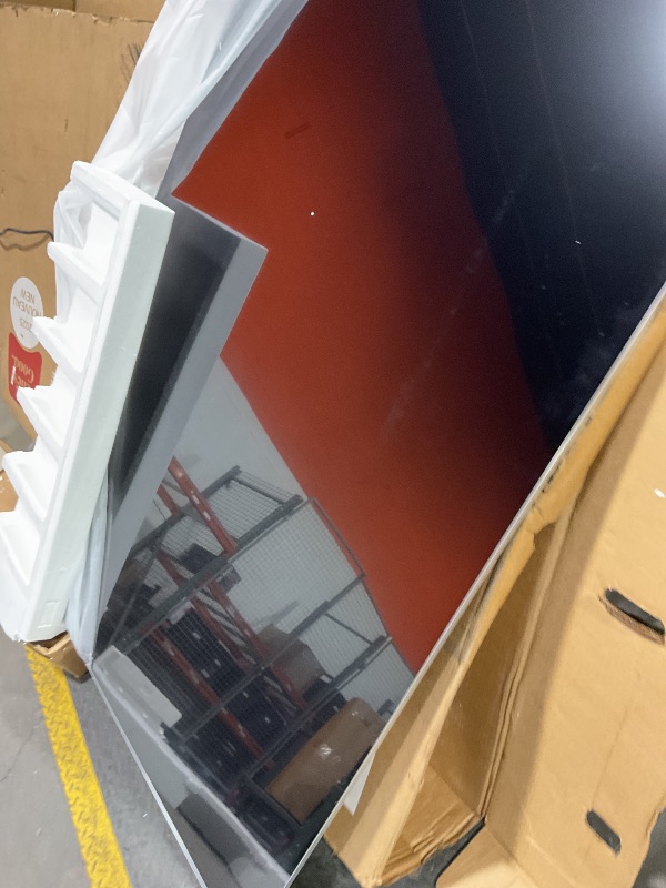 Photo 1 of *** NO POWER CAN BE USED FOR PARTS**** LG 83-Inch Class OLED evo AI 4K G5 Series Smart TV w/Dolby Atmos, Dolby Vision, HDR10, AI Super Upscaling 4K, Filmmaker Mode, Wow Orchestra, Alexa Built-in (OLED83G5WUA, 2025)