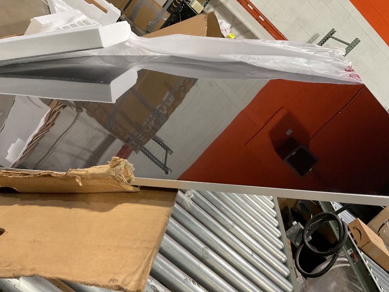 Photo 1 of *** NO POWER CAN BE USED FOR PARTS**** LG 83-Inch Class OLED evo AI 4K G5 Series Smart TV w/Dolby Atmos, Dolby Vision, HDR10, AI Super Upscaling 4K, Filmmaker Mode, Wow Orchestra, Alexa Built-in (OLED83G5WUA, 2025)