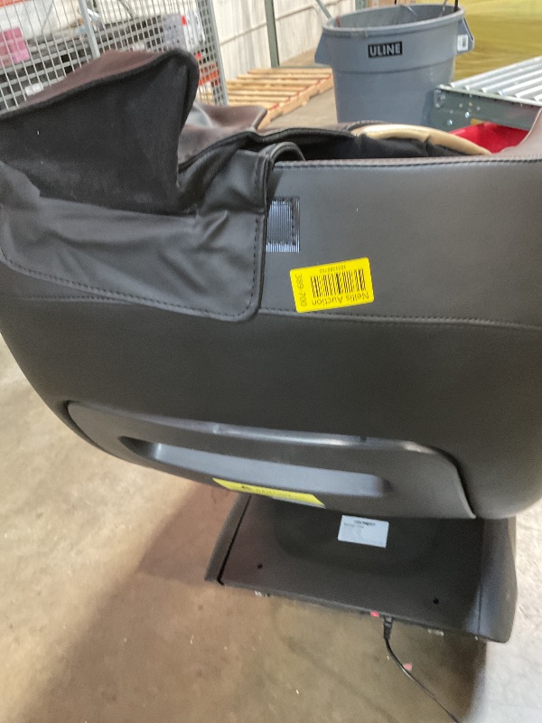 Photo 1 of **SCRAPES. DIRT**LIULINREST 2026 4D Massage Chair Full Body, Zero Gravity Massage Chair with SL-Track & Heating, Massage Shiatsu Recliner Chair with Smart Voice Control, Touchable Screen, Airbags, Foot Rollers (BLACK)