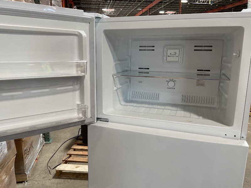 Photo 1 of *** MINOR DAMAGE***BLACK+DECKER 16.4 Cu. Ft. Top Mount Refrigerator with Freezer, 2 Door Refrigerator with Top Freezer and Separate Temperature Controls, Auto Defrost, BR1640KW, White