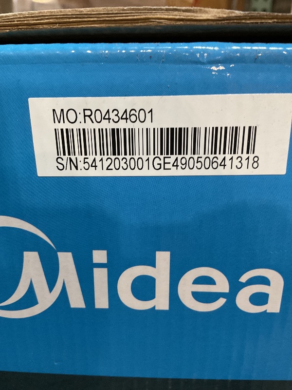 Photo 1 of *** USED/MAKES NOISE WHEN RUNNING***  Midea 12,000 BTU U Shaped Smart Inverter Window Air Conditioner - Cools 550 Sq Ft, Ultra Quiet with Open Window Flexibility - Alexa/Google Assistant Compatible - 35% Energy Savings, Remote (Updated)