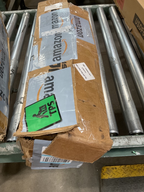 Photo 1 of *** PARTIAL SET/MISSING UNKNOWN PARTS***Rough Country 3.5" Bolt-On Lift Kit w/N3 Struts for 2005-2023 Tacoma - 74231RED