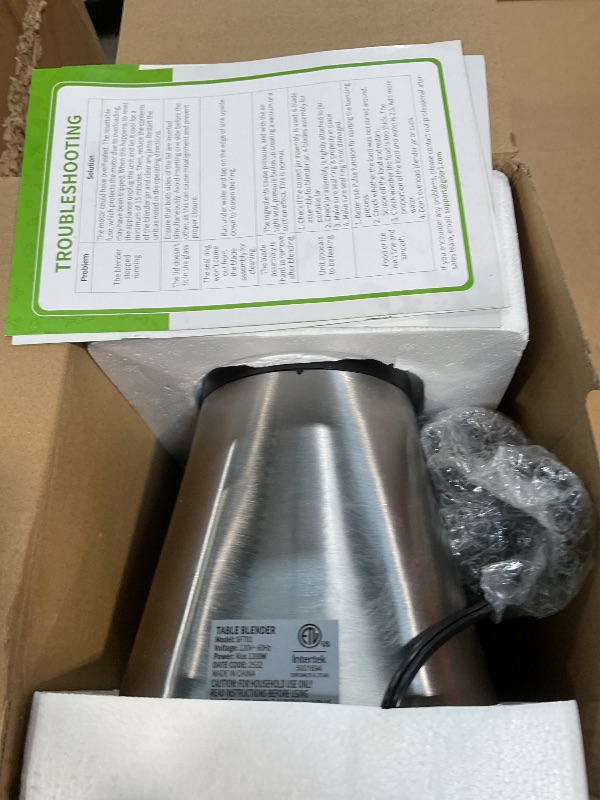 Photo 1 of **FOR PARTS ONLY/ NON-FUNCTIONAL** GDOR 1200W Blender for Smoothies and Shakes, 52 Oz Countertop Blender & 22 Oz Personal Blender Combo, 6-leaf Blade, 3 Adjustable Speed for Juices, Frozen Fruit Drinks, Sauces, Self-Cleaning