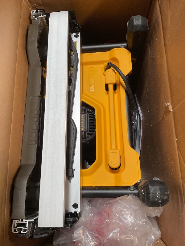 Photo 1 of *** USED/MISSING PARTS UNKNOWN***DEWALT 15 Amp 8-1/4 in. Compact Portable Jobsite Table Saw (DWE7485)