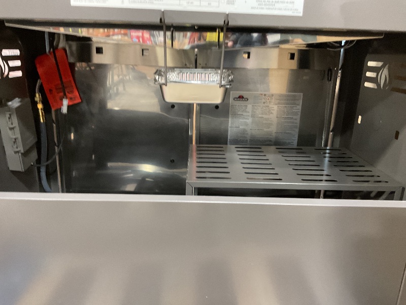 Photo 1 of *** MINOR DAMAGE/UNKNOWN MISSING PARTS***Napoleon Rogue PRO 625 Natural Gas Grill with Infrared Side Burner, Stainless Steel, Durable 6-Burner BBQ