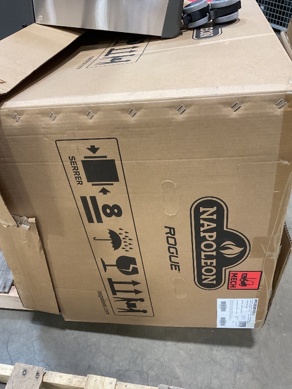 Photo 1 of *** MINOR DAMAGE/UNKNOWN MISSING PARTS***Napoleon Rogue PRO 625 Natural Gas Grill with Infrared Side Burner, Stainless Steel, Durable 6-Burner BBQ