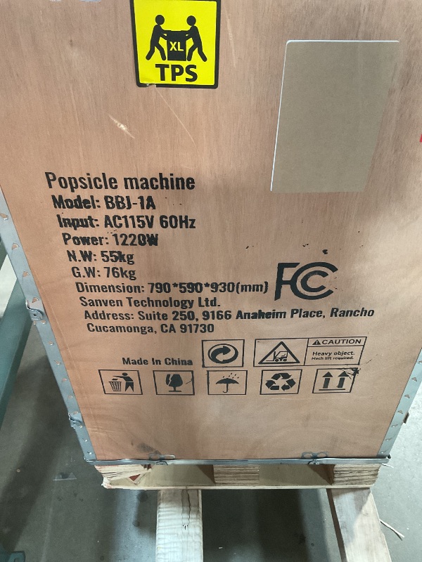 Photo 1 of **PARTS ONLY** NON FUNCTIONAL** VEVOR Commercial Popsicle Machine, Single Mould Set - 40 PCS Ice Pops Making Machine, Stainless Steel Commercial Ice Lolly Maker, Ice Sticks Popsicle Machine for Bar, Cafes, Milktea Stores