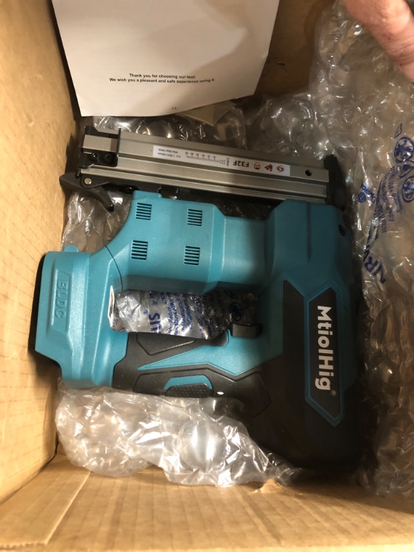 Photo 3 of ***(MISSING PARTS/ SEE NOTES) ***
Cordless Brad Nailer for Makita 18V Lithium-Ion Battery, Powered Electric Nail Gun for Wood 18GA, Brushless Motor, 2 Mode, 18 Gauge 5/8 to 1-1/4 Inch, Lightweight and Ergonomic, Tool Only