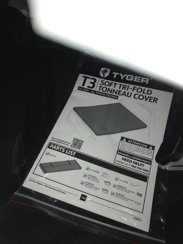 Photo 4 of ***USED - LIKELY MISSING PARTS - UNABLE TO VERIFY FUNCTIONALITY***
Tyger Auto T3 Soft Tri-fold Truck Bed Tonneau Cover Compatible with 2024-2025 Toyota Tacoma | 5' (60") Bed | TG-BC3T1204