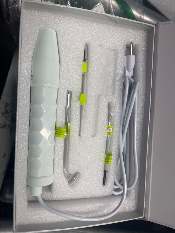 Photo 2 of ***MISSING ONE PIECE****

NuDerma Portable Handheld Skin Therapy Wand Machine w/Neon – Anti-Aging - Skin Tightening - Wrinkle Reducing - Dark Circles – Clarifying - Hair & Scalp Stimulator