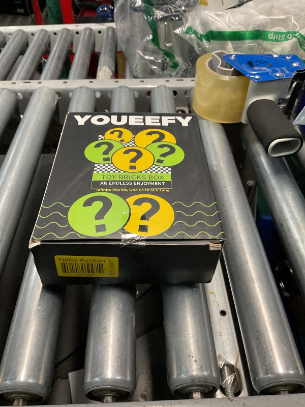 Photo 1 of youeefy Treehouse Building Blocks Set with LED Lights-2725PCS Micro Bricks,Akino Forest Style Building Toy Kit,Miniature Tree House Model Decor,Ideal Birthday, for Age8+ Kids Adults