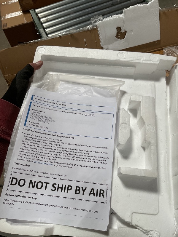 Photo 1 of **DAMAGED/DENT**VERY LOUD NOISE** 
Amazon Basics 5000-BTU Window Air Conditioner with Quiet Operation, Up to 150 Sqf, Cool and Fan Functions, Washable Filter, Adjustable Window Kit, Intuitive Mechanical Controls, for Small Room, White