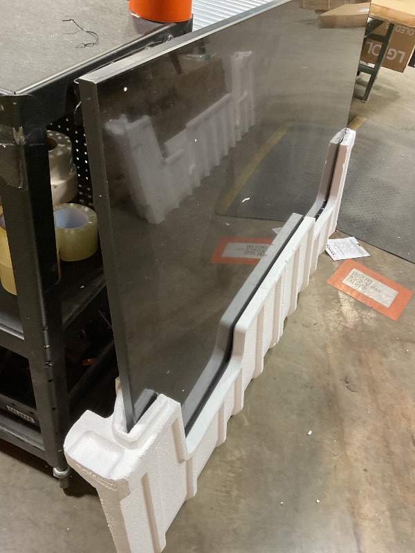 Photo 1 of ***NO REMOTE NO POWER CORD CANNOT TEST MAYBE USED FOR PARTS*** Samsung 70-Inch Class Crystal UHD U8000F 4K Smart TV (2025 Model) Endless Free Content, Crystal Processor 4K, MetalStream Design, Knox Security, Alexa Built-in