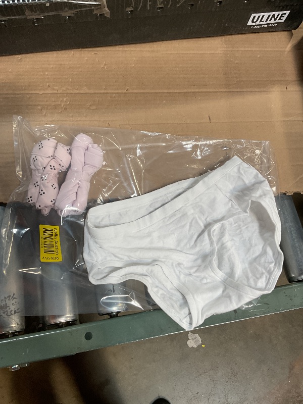 Photo 1 of **Missing two pairs ** Hanes womens 5-pack Ultimate Comfortsoft Stretch Bikini Panty