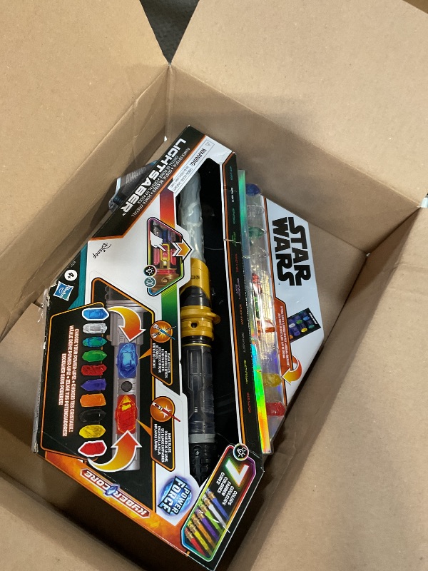Photo 1 of ** Missing pieces** STAR WARS Power Crystal Lightsaber, 7 Colors & 10 Crystals, 50+ Color-Changing Combinations, Lights & Sounds, Toys for Boys & Girls Ages 4+