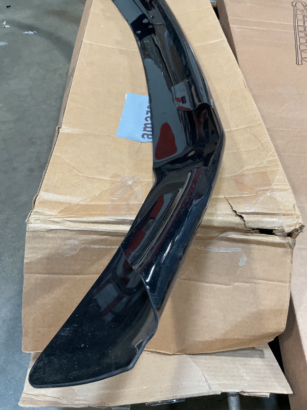 Photo 1 of **SCUFF. SCRATCHES**Auto Ventshade [AVS] Hoodflector Bug Shield | Fits 2022-2026 Chevrolet Silverado 1500 - (Fits Custom Trail Boss, ZR2 & LT Trail Boss ONLY) Medium Profile - Smoke | 21881