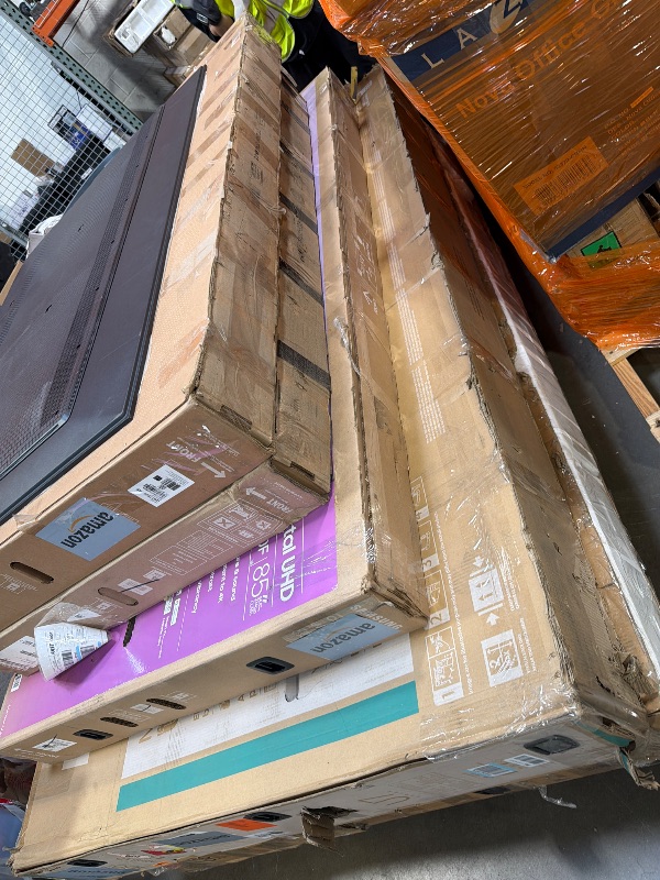 Photo 1 of *FINAL SALE/ NO RETURNSI
PALLET OF NON-FUNCTIONING TVS
QTY6*