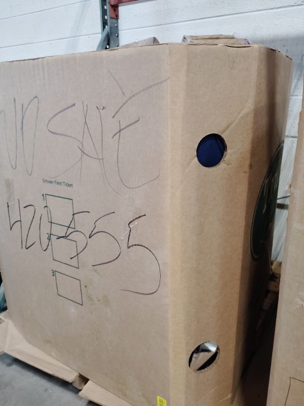 Photo 1 of 
*** NON REFUNDABLE *** 
TRASH/NON SELL PALLET
*MUST BRING TRUCK TO PICK UP*

