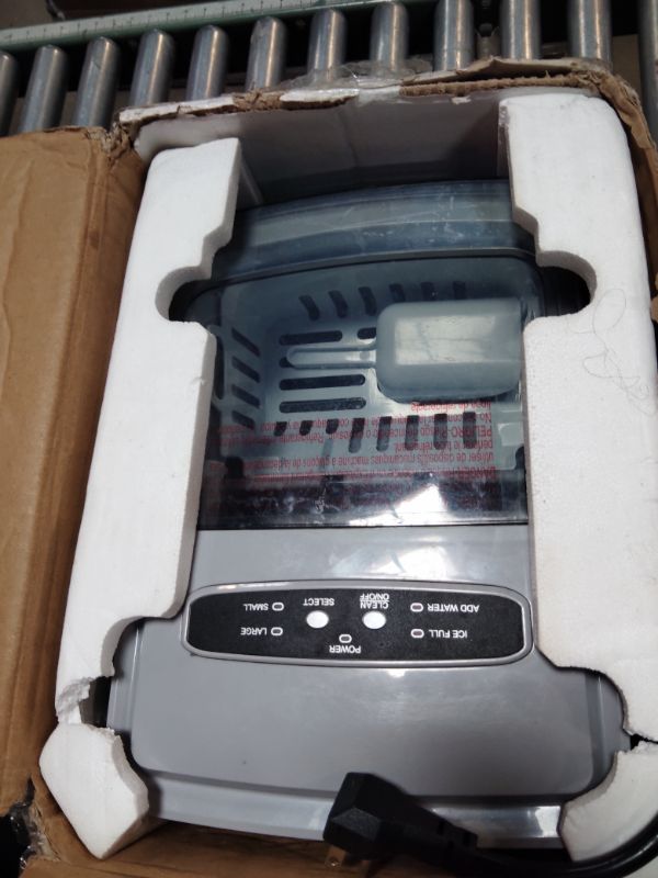 Photo 1 of ***FOR PARTS ONLY / NON-FUNCTIONAL*** Frigidaire 26 Lbs per Day Portable Compact Maker, Ice Making Machine, Stainless, Medium
