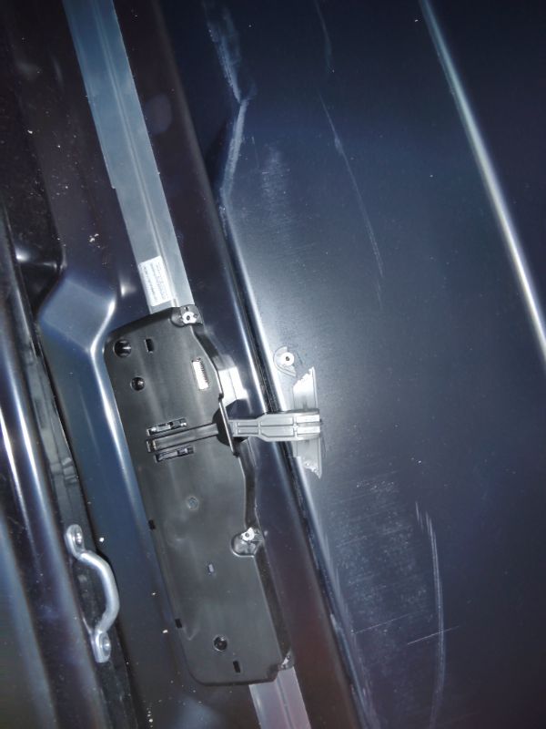 Photo 1 of **DAMAGED** Thule Force 3 XL US