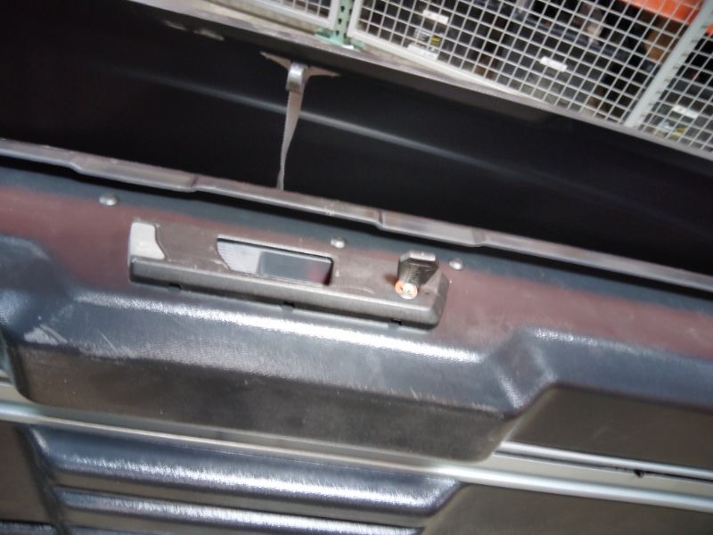 Photo 1 of **DAMAGED** Thule Force 3 XL US