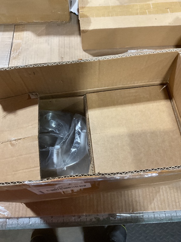 Photo 1 of **PARTIAL SET/ MISSING ASSEMBLY PIECES** MOTOKU Pair Front Wheel Hub & Bearing Set for Honda Civic 1.8L 1.3L L4 2006-2011 Left Driver and Right Passenger Side