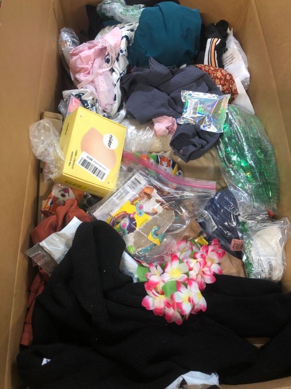 Photo 1 of (used) Nellis Auction mixed bundle 