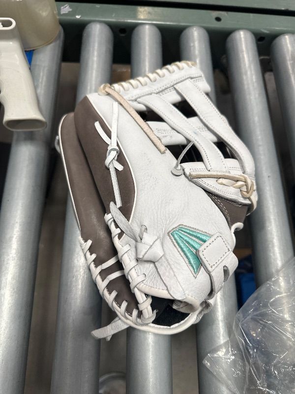 Photo 1 of (left hand) Easton | FUNDAMENTAL Fastpitch Softball Glove | 13" | LHT | Outfield Pattern | H Web | FMFP13
