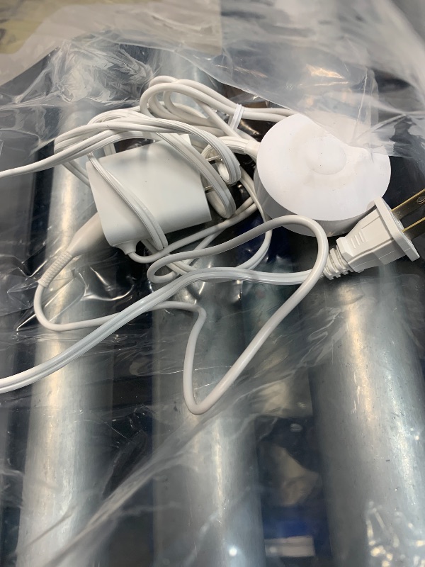 Photo 1 of (please see all images) Oral-B iO Series 9 Electric Toothbrush with 3 Replacement Brush Heads, White Alabaster