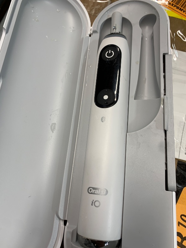 Photo 1 of (please see all images) Oral-B iO Series 9 Electric Toothbrush with 3 Replacement Brush Heads, White Alabaster