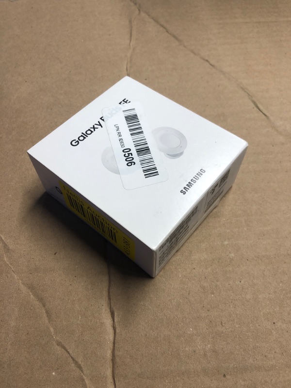 Photo 5 of SAMSUNG Galaxy Buds FE True Wireless Bluetooth Earbuds