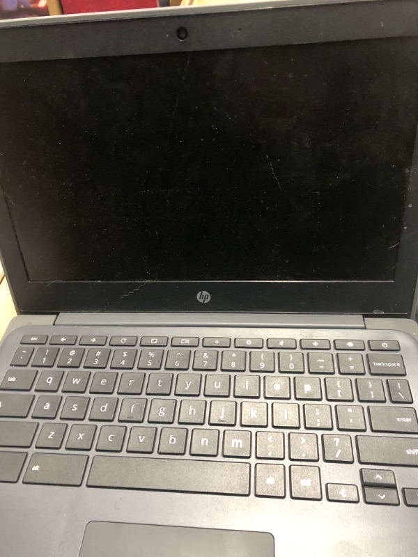 Photo 3 of ***CAN'T TURN ON*** HP Chromebook 11 G7 EE 11.6" Chromebook - 1366 x 768 - Celeron N4000-4 GB RAM - 16 GB Flash Memory, Chrome OS, Intel UHD Graphics 600 - in-Plane Switching (IPS) Technology - English Keyboard (Renewed)