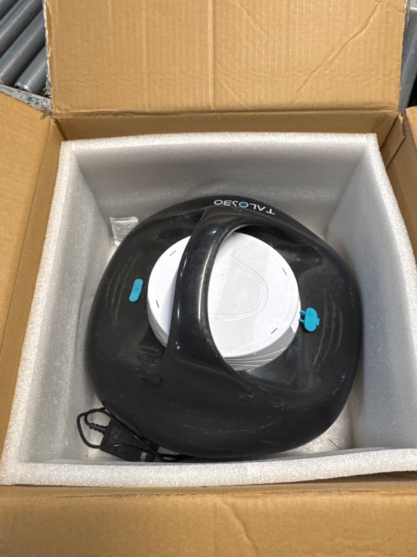 Photo 1 of (parts) (untested) TALOSBO Pleco Se Pool Robot Battery 130 Mins Powerful Cleaning Automatic Wireless Pool Cleaner Dual Motors for Flat Bottom Pool up to 80 m²