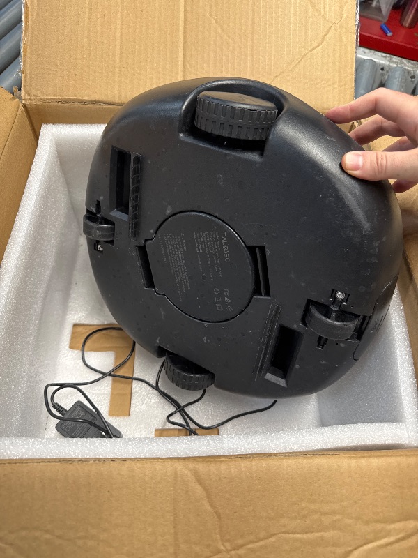 Photo 1 of (parts) (untested) TALOSBO Pleco Se Pool Robot Battery 130 Mins Powerful Cleaning Automatic Wireless Pool Cleaner Dual Motors for Flat Bottom Pool up to 80 m²