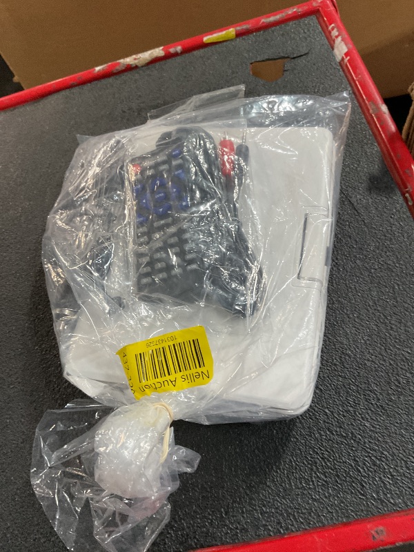 Photo 1 of (USED/FAIR) Yoton 9.5" Portable DVD Player for Kids and Car, 7.5" Swivel HD Screen with 4-6 Hours Built-in Battery, Support Sync Screen to TV, Support SD Card/USB/Multiple Disc Formats- White