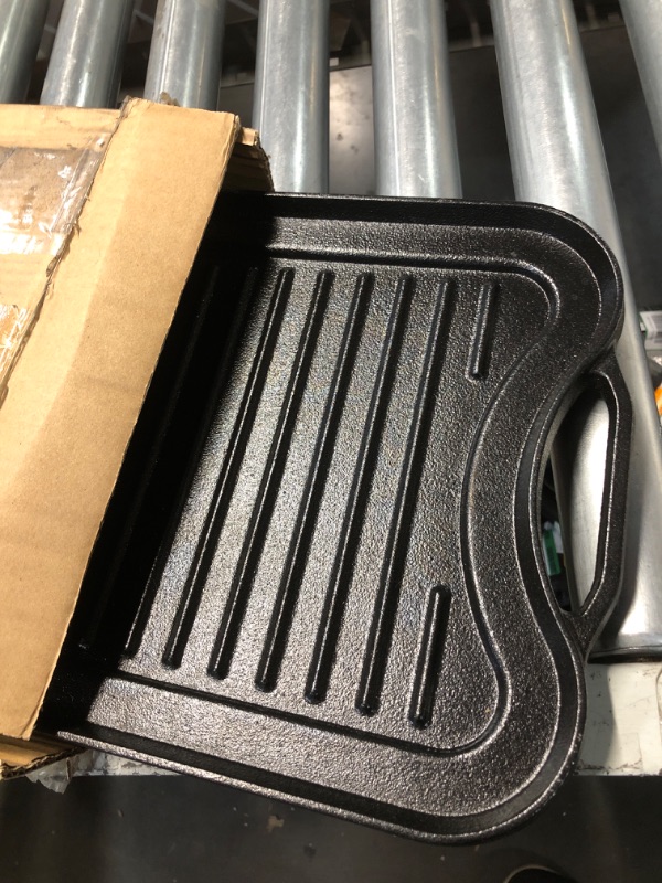 Photo 1 of Amazon Basics Pre-Seasoned Cast Iron Reversible Grill/Griddle