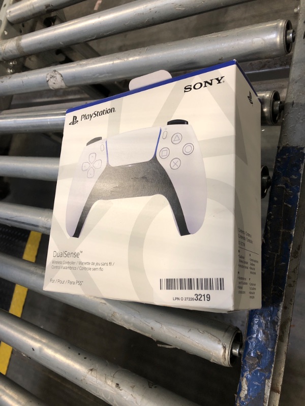 Photo 1 of   PlayStation DualSense® Wireless Controller - White