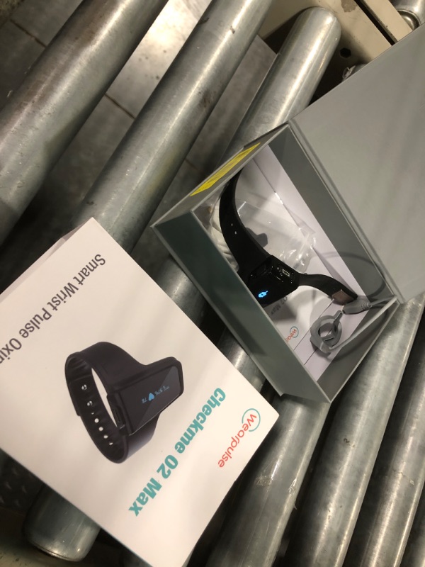 Photo 1 of Wearpulse Continuous Wrist Pulse Oximeter, Blood Oxygen Saturation Monitor with Smart reminder, Bluetooth, 72 Hours Endurance Tracking SpO2 and Pulse Rate, Checkme O2 Max with PC Software & APP