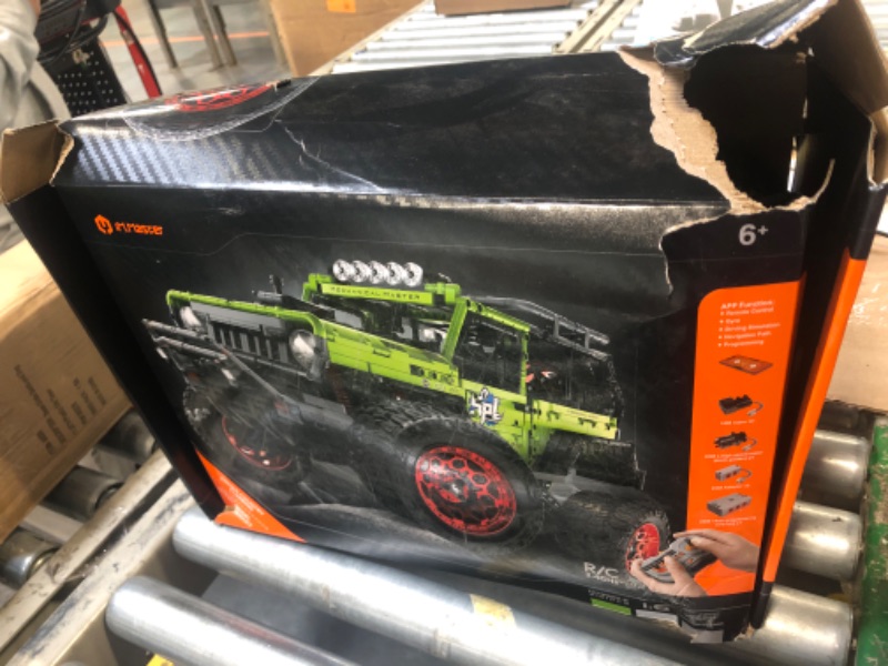 Photo 1 of OWNONE 1 Remote Control Jeep Wrange 4x4 Building Kits, 1:6 Technique Motorized Off Road Pickup Set - with 4 Black Motors, All Terrain Design - STEM Engineering Gift for Adults & Teens (2121 PCS)