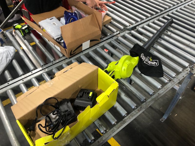 Photo 1 of ***charging station damaged, missing 2 metal piece, battery unable charge, sell for parts*** SnapFresh Cordless Blower & Vacuum - 2 in 1 Electric Blower with 4.0Ah Lithium Battery & 2h Fast Charger, 20V Handheld Vacuum Sweeper with Bag for Small Trash, Ca