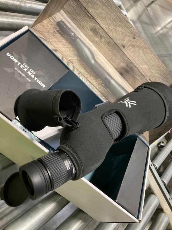 Photo 3 of ***PARTS ONLY***Vortex Optics Diamondback HD Spotting Scopes (20-60x85 - Straight), Green