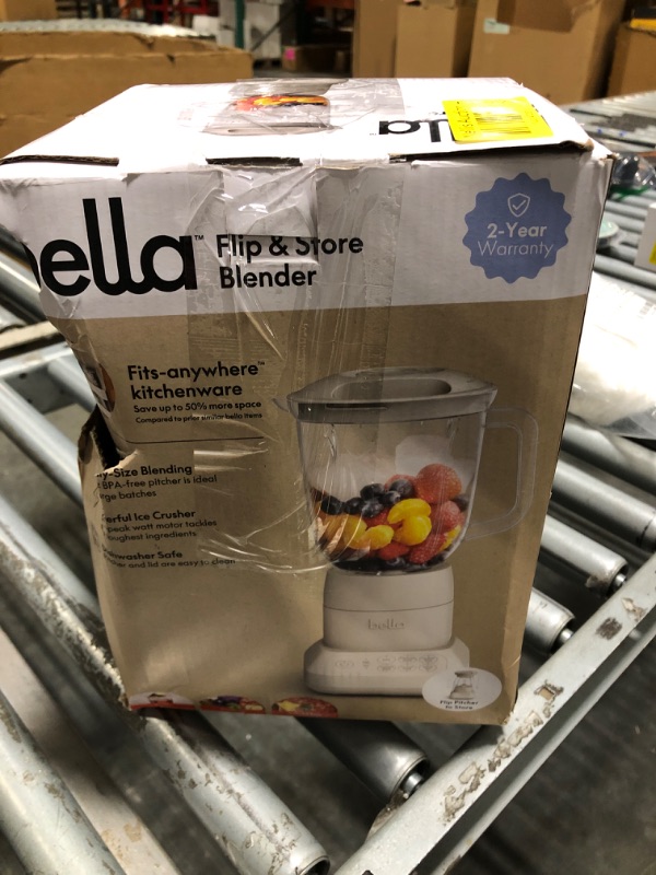 Photo 2 of ***DAMAGE  PACKING**bella 10 Speed Countertop Blender, Juicer & Smoothie Maker, Fits-anywhere™ Kitchenware, Slim Flip & Store Design, Dishwasher Safe 48oz Capacity Pitcher & Lid, Stainless Steel Blade, 450 Watt, Oatmilk***FINAL SALE**