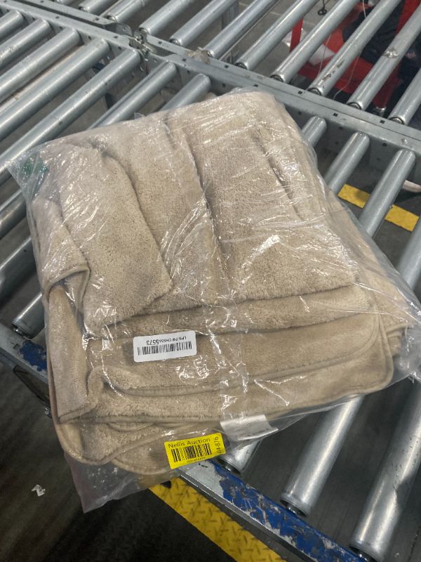 Photo 1 of USED**
POLYTE Plush Microfiber Oversize Quick Dry Lint Free Bath Towel, 60 x 30 in, Pack of 2 (Beige, Coral Fleece)