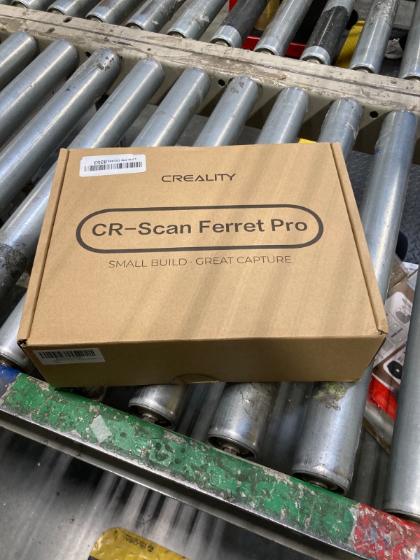 Photo 1 of Creality CR-Scan Ferret Pro 3D Scanner for 3D Printing, Handheld Scanner Wireless Scanning Anti-Shake Tracking, 0.1mm Accuracy Fast Full-Color Scan 105g Portable for iOS/Android/MacOS/Win 10