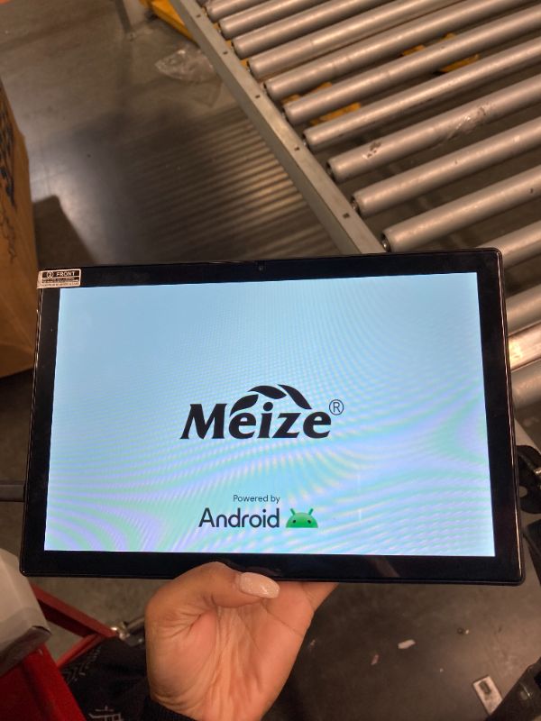 Photo 1 of Latest 2024 Android 13 Tablet, 128GB+16(8+8 Expand)GB/512GB Expandable, Octa-Core Tablet with 5G WiFi, 8000mAh Battery, 10.1 inch Tablet with 21MP Camera, Tablet with Keyboard, Bluetooth, Mouse, Case.