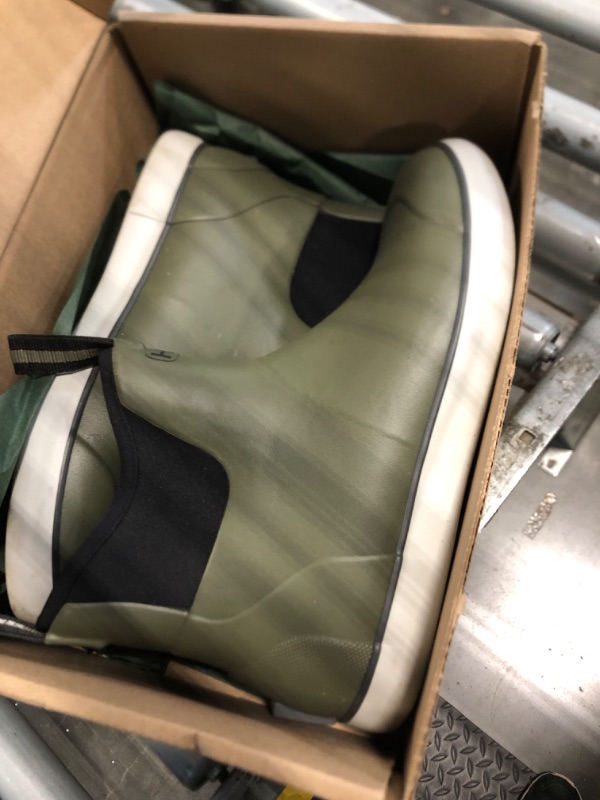 Photo 1 of HUK Men's Rogue Wave Shoe, High-Performance Fishing & Deck Boot Rain, Solid-Moss, 9