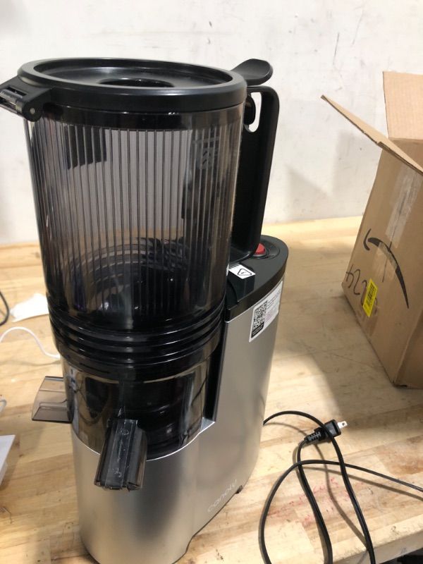 Photo 4 of **USED/UNABLE TO TEST**
Cold Press Juicer, 5.4" Wide Feed Chute Juice Extractor Machine with 400W, High Juice Yield, Slow Masticating Juicer for Whole Vegetables & Fruits