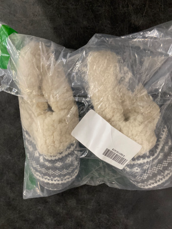 Photo 1 of 7.5-8 Size Women's Fuzzy Memory Foam Slippers, Closed Back Knit Bedroom Slippers, Slip-On Warm House Shoes for Indoor & Outdoor Comfort